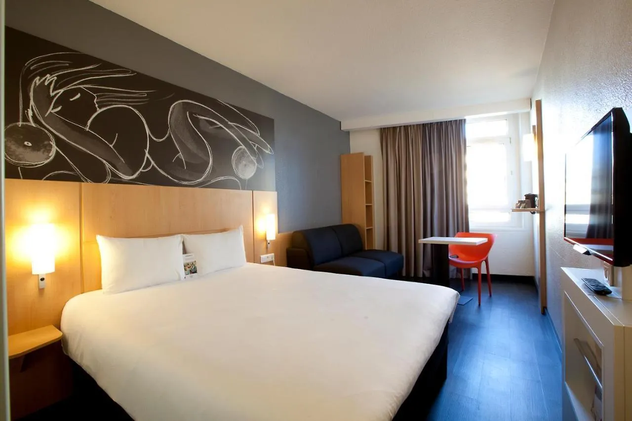 Ibis Annecy Centre Vieille Ville Hotel